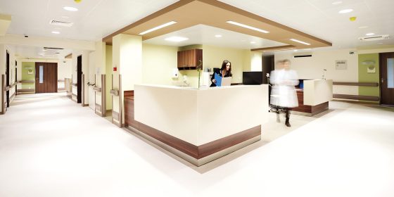 Sol hospitalier en résine