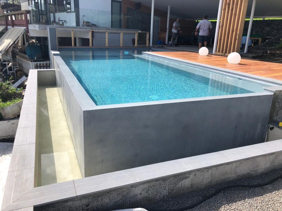 Piscine rénovée avec le revêtement Aquabright