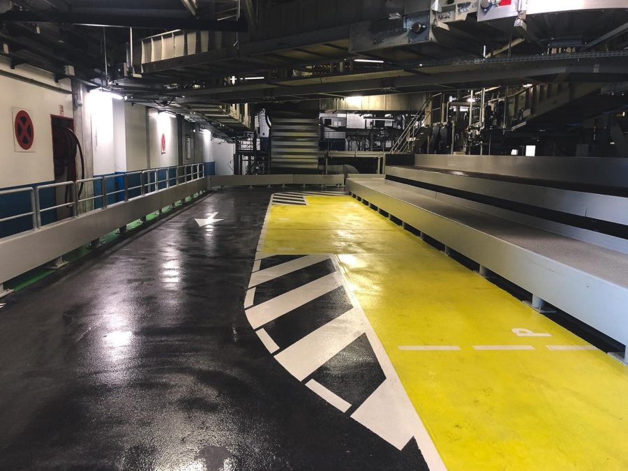 Sol de parking en résine avec marquage