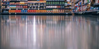 Sol en résine dans un magasin