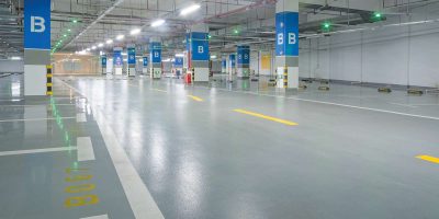 Sol de parking en résine avec marquage