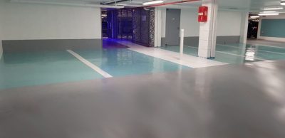 Sol de parking en résine avec marquage